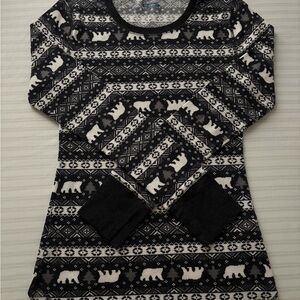 Black and White Patterned Sweater